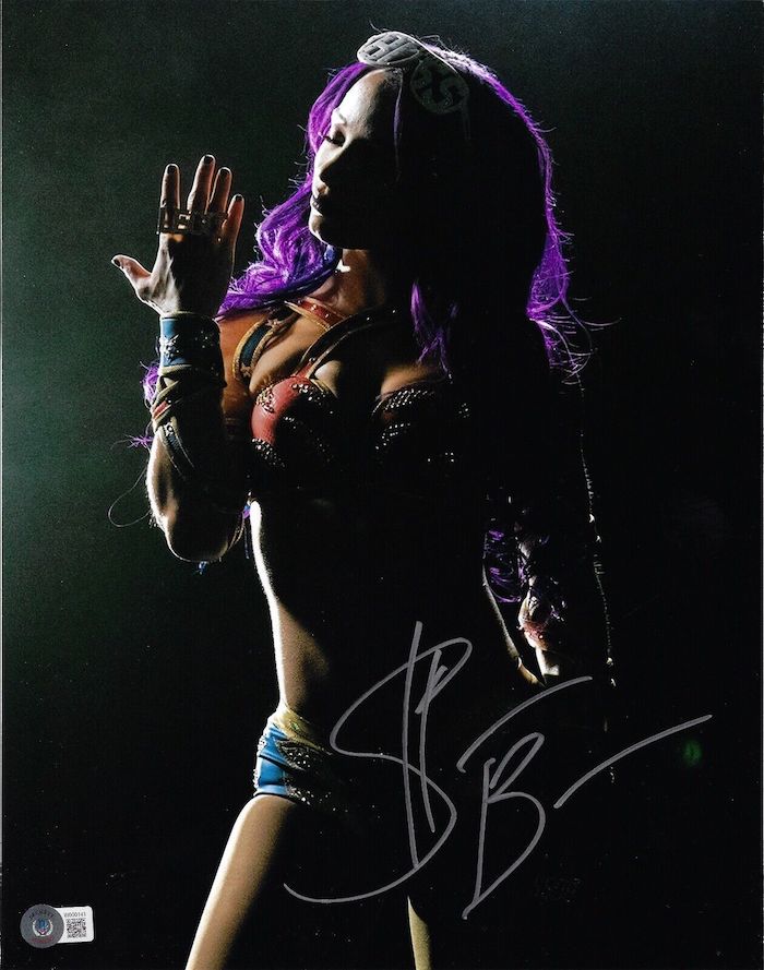 Vickie Guerrero 11x14 Poster - AUTOGRAPHED —